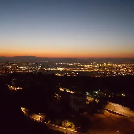 לינה וארוחת בוקר Peaks Rural 3*