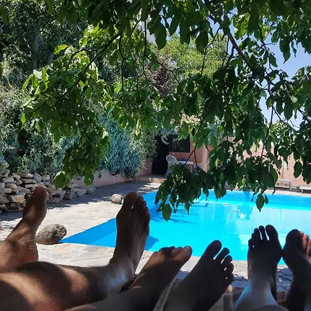 לינה וארוחת בוקר Peaks Rural Cortijo de Balsain
